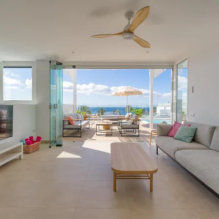 Dom wakacyjny Pasitoblanco Porto Mare 7 Seaview Private Heated Pool